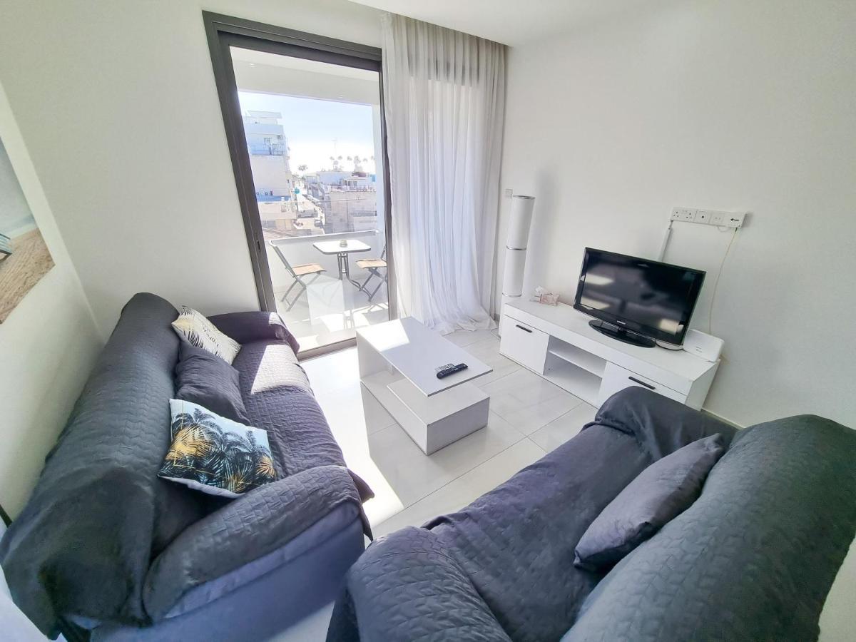 Sea La Vie Seaview Apartment Larnaca Exteriér fotografie
