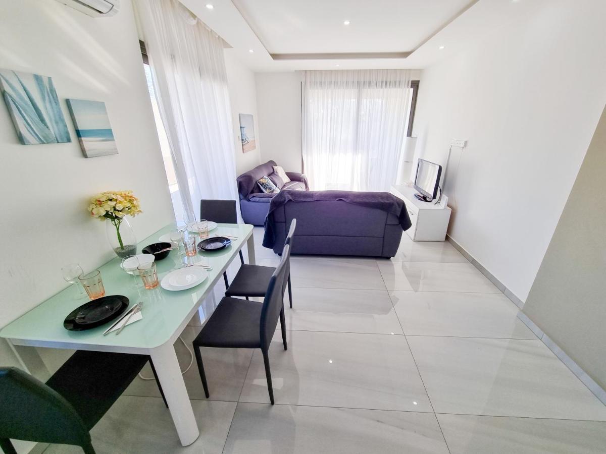 Sea La Vie Seaview Apartment Larnaca Exteriér fotografie
