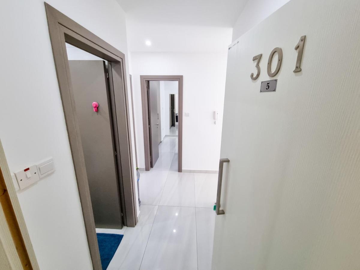 Sea La Vie Seaview Apartment Larnaca Exteriér fotografie